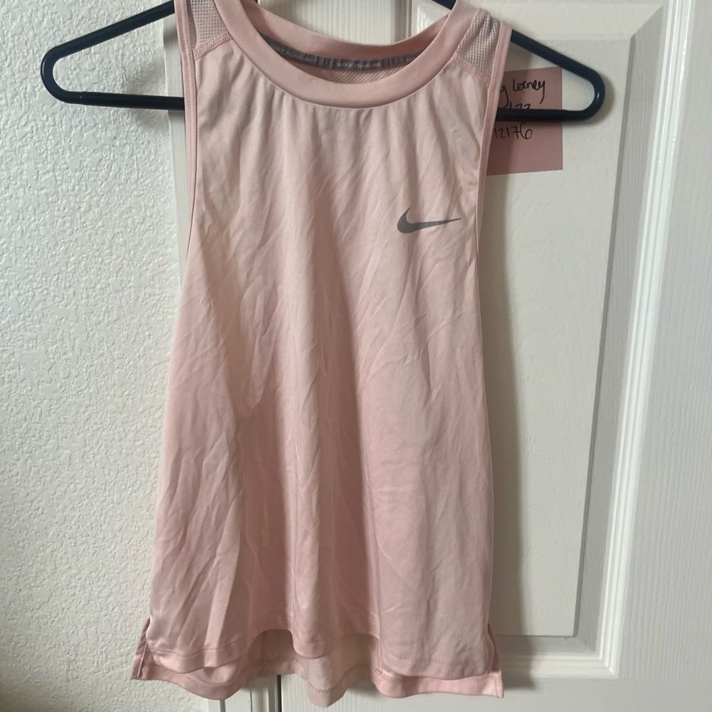 Nike tank